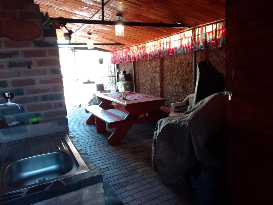 3 Bedroom Property for Sale in Oos Einde North West